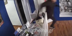 Βίντεο κατέγραψαν το σεισμό των 4,9 Ρίχτερ στην Εύβοια