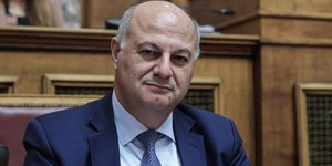τσιαρας βουλη