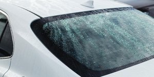 Υγρασία στο αυτοκίνητο