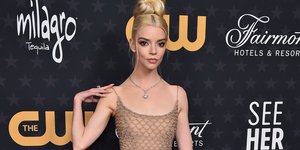 Λαμπερές εμφανίσεις στο κόκκινο χαλί 