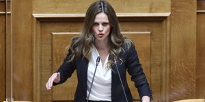 Η βουλευτής του ΣΥΡΙΖΑ Έφη Αχτσιόγλου