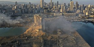 215 άνθρωποι έχασαν τη ζωή τους & 6.500 τραυματίστηκαν