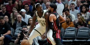 bucks