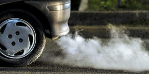 Λευκός καπνός εξάτμιση