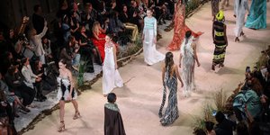 Το εντυπωσιακό σόου της Σήλιας Κριθαριώτη που μάγεψε το Παρίσι