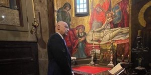 Σε εκκλησία στη Βενετία ο Νίκος Δένδιας