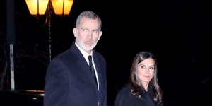 O βασιλιάς Φελίπε της Ισπανίας, συνοδευόμενος από τη σύζυγό του Λετίθια