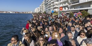 Πλήθος κόσμου στη Θεσσαλονίκη