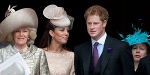 Χάρι, Καμίλα