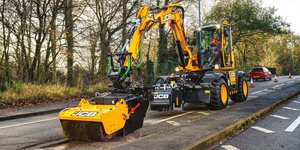 Tο μηχάνημα που δίνει τέλος σε λακκούβες