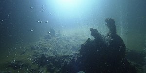 Το υποθαλάσσιο ηφαίστειο της Σαντορίνης «Κολούμπος»/ ΑΠΕ-ΜΠΕ