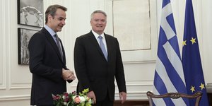 Ο Κυριάκος Μητσοτάκης με τον γενικό γραμματέα του ΟΟΣΑ, Ματίς Κόρμαν