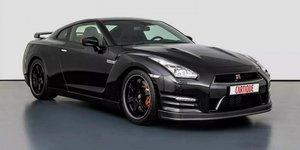 Nissan GT-R