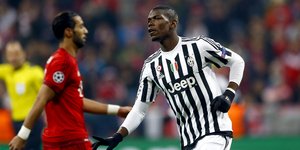 Ο Πολ Πογκμπά με τη φανέλα της Γιουβέντους 