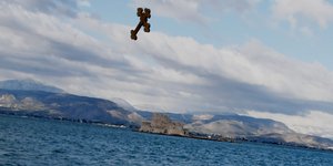 σταυρος νερο