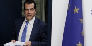 Θάνος Πλεύρης 