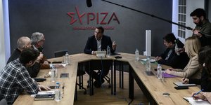 Συνάντηση του Αλέξη Τσίπρα με το προεδρείο του Φαρμακευτικού Συλλόγου Αττικής/ Φωτογραφία: ΤΑΤΙΑΝΑ ΜΠΟΛΑΡΗ/EUROKINISSI