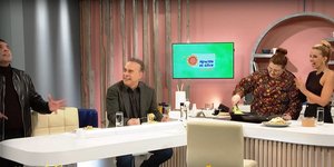 Ο Θανάσης Βισκαδουράκης έκανε Φώτη Σεργουλόπουλο και Τζένη Μελιτά να «κλάψουν» στα γέλια