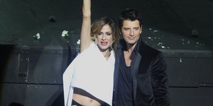 Αννα Βίσση, Σάκης Ρουβάς: Ποζάρουν ξανά μαζί 12 χρόνια μετά την τελευταία τους συνεργασία