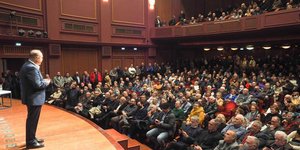 Η ομιλία του υποψήφιου δημάρχου Θεσσαλονίκης Στέλιου Αγγελούδη στο κατάμεστο κινηματοθέατρο Ολύμπιον