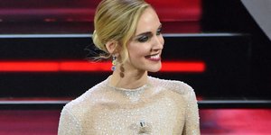 Κιάρα Φεράνι, γυμνό φόρεμα 