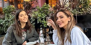 Στο Λονδίνο βρίσκεται η Δέσποινα Βανδή για να επισκεφτεί την κόρη της, Μελίνα Νικολαΐδη