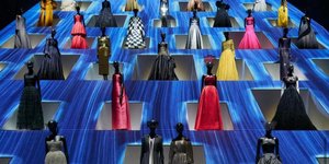 Η θρυλική έκθεση «Christian Dior: Designer of Dreams» στο Τόκιο
