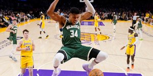 Γιάννης Αντετοκούνμπο