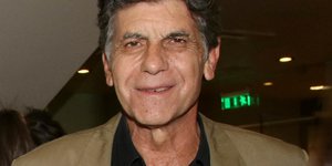 Ο Γιάννης Μπέζος θα πρωταγωνιστεί στη νέα σειρά του Αντρέα Γεωργίου που έρχεται στο MEGA