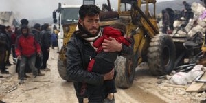 Αδιανόητη τραγωδία σε Συρία και Τουρκία από τους ισχυρούς σεισμούς