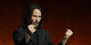 Keanu Reeves