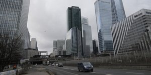 Η συνοικία La Defence στο Παρίσι της Γαλλίας