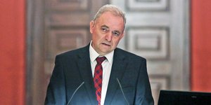 Ευθύμιος Λέκκας κεφαλι πλαι