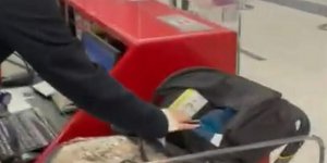 Άφησαν το μωρό στο αεροδρόμιο γιατί δεν του είχαν βγάλει εισιτήριο