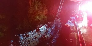 20 νεκροί στη Νότια Αφρική, μετά από σύγκρουση λεωφορείου με θωρακισμένο όχημα χρηματαποστολής/ Twitter