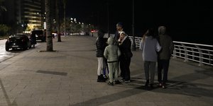 οικογενεια μετα σεισμο