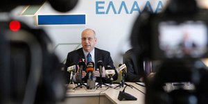 Ο Γιάννης Οικονόμου στην υπογραφή του συμφώνου συνεργασίας για την αναχαίτιση του δημογραφικού προβλήματος στη Φθιώτιδα