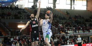 Ολυμπιακός-Ιωνικός, Basket League