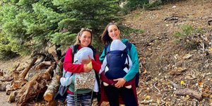 Η Χριστίνα και η Βιργινία, οι outdoor moms με τα μωρά τους
