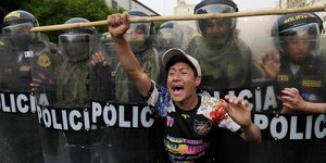 Αιματοβαμμένες διαδηλώσεις στο Περού