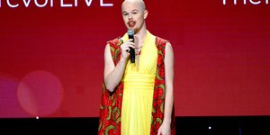 O non binary υπάλληλος του Τζο Μπάιντεν, Σαμ Μπρίντον