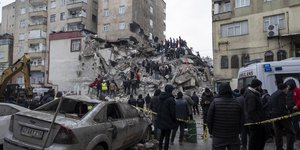 Σεισμός στην Τουρκία: Η τεκτονική πλάκα μετακινήθηκε κατά 3 μέτρα 