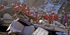 Αυξάνεται ο αριθμός των νεκρών από τον σεισμό στην Τουρκία