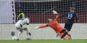 Στιγμιότυπο από τον αγώνα Τραμπζονσπόρ-Βασιλεία