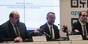 Τριαντόπουλος, Στουρνάρας, στη συνέντευξη Τύπου