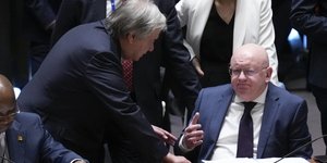 O Βασίλι Νεμπέζνια δέχεται παρατηρήσεις από άλλο μέλος του ΟΗΕ