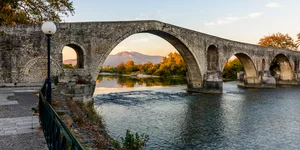 Tο γεφύρι της Άρτας
