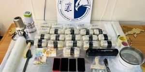 Αστυνομία: Περισσότερα από 10 κιλά ηρωίνης κατασχέθηκαν μετά από επιχείρηση της Δίωξης Ναρκωτικών