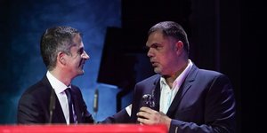 Ο Κώστας Μπακογιάννης βράβευσε τον Δημήτρη Παπανικολάου