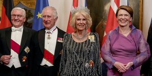 Επίσημο δείπνο παρέθεσε ο Φρανκ-Βάλτερ Σταϊνμάιερ στον Βασιλιά Κάρολος Γ’ 